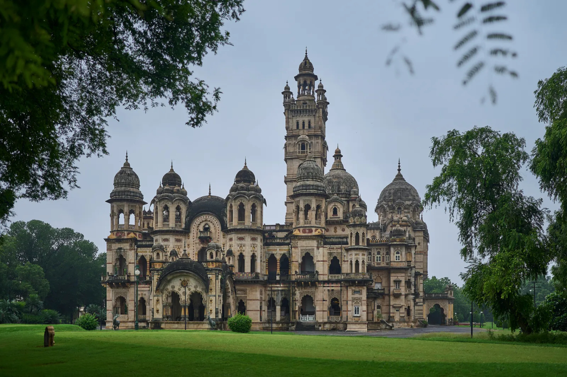 Vadodara Culture, Royalty & Hidden Caves Tour - Vadodara, Royal Tour - Image 5